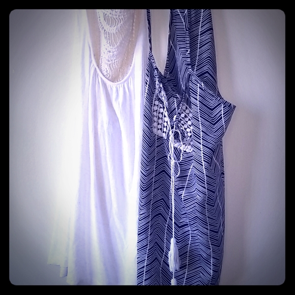 Two summer tops🌞 - Picture 1 of 8
